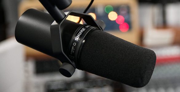 Grande plano de um microfone